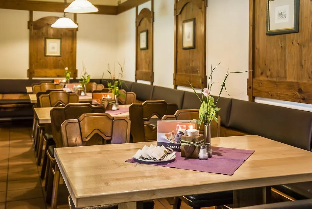 Hotel-Restaurant Bauer-Keller Greding 3*,